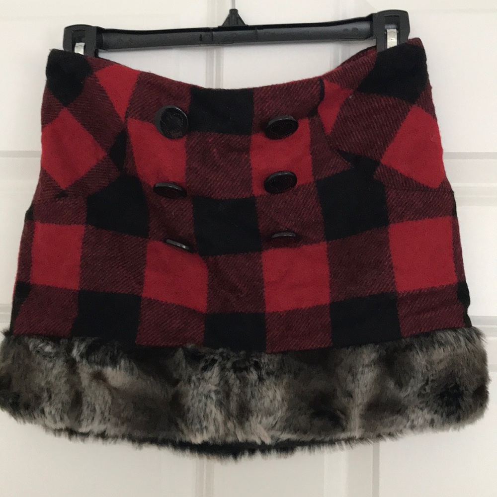 Wool skirt with faux fur shearling